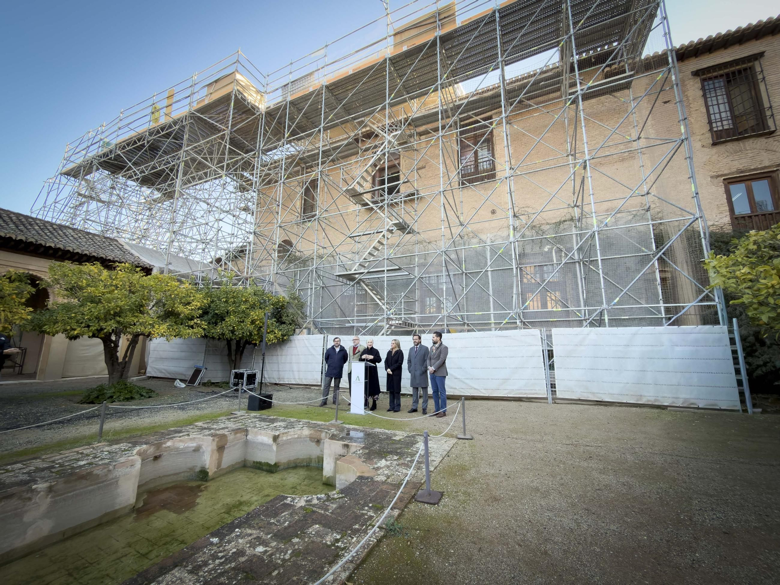 Fotos: las obras de restauración de las cubiertas del Mexuar y los Palacios Nazaríes de la Alhambra de Granada