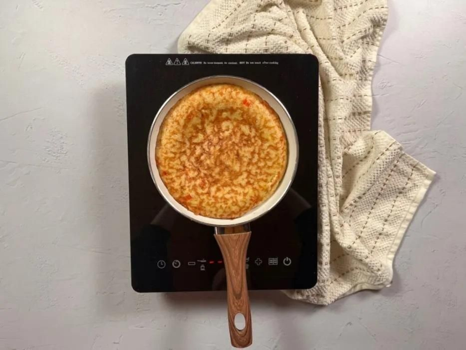 Tortilla de arroz, una receta fácil, de aprovechamiento y con un sabor único