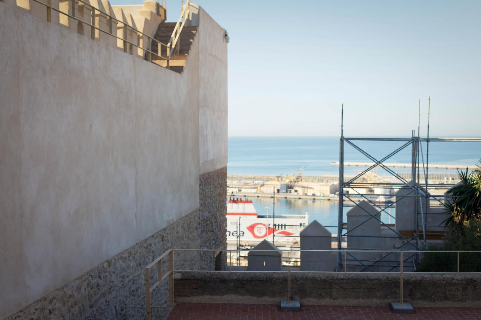 Restauración torre Sur Alcazaba