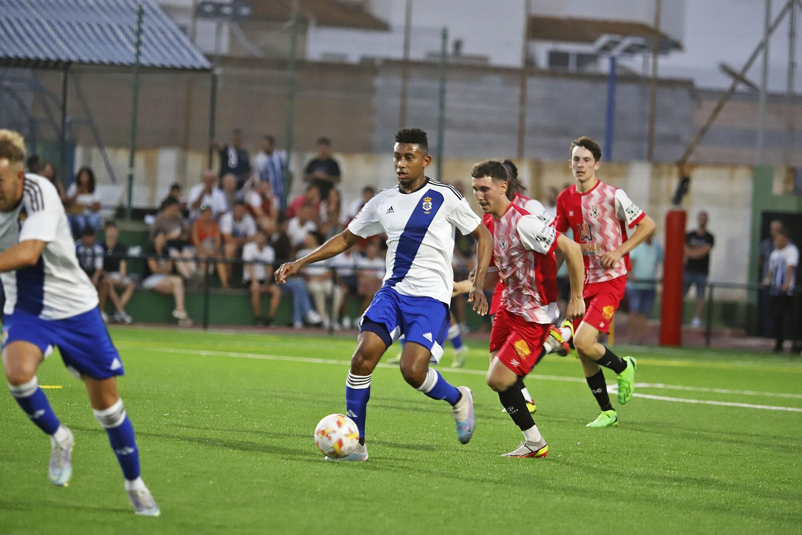 Imágenes del encuentro entre el Trigueros balompié y el Recreativo de Huelva