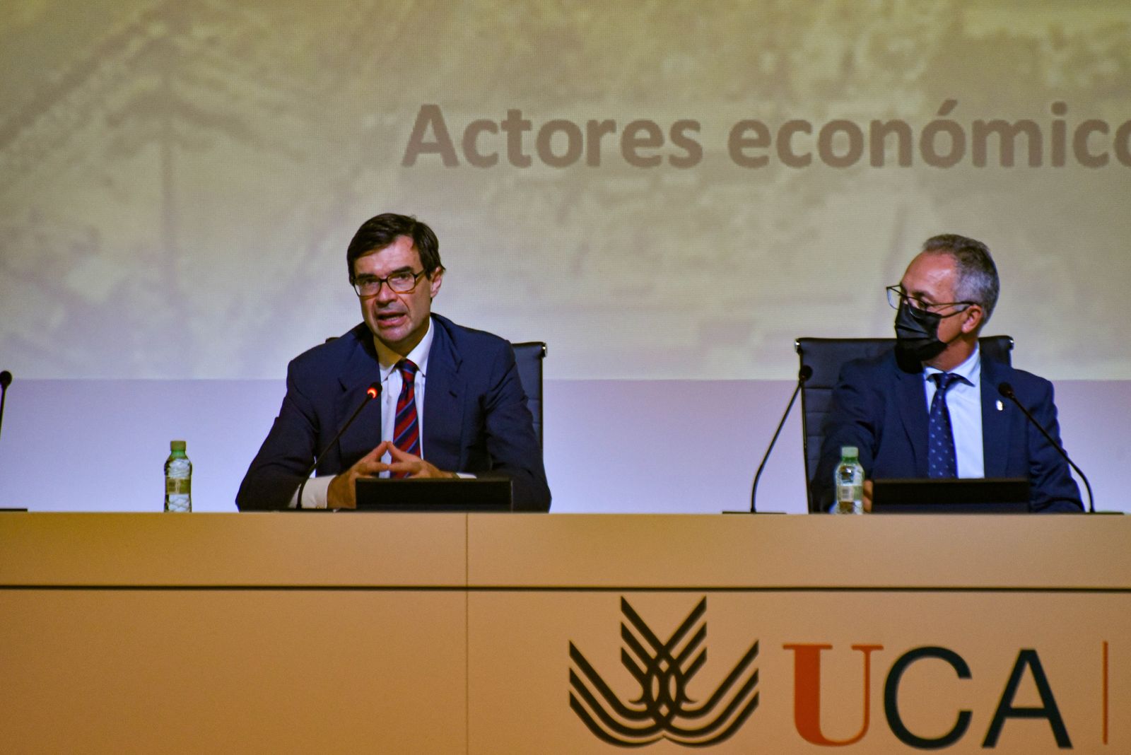 Fotos de la reunión del secretario de estado para la UE y los aalcaldes del Campo de Gibraltar