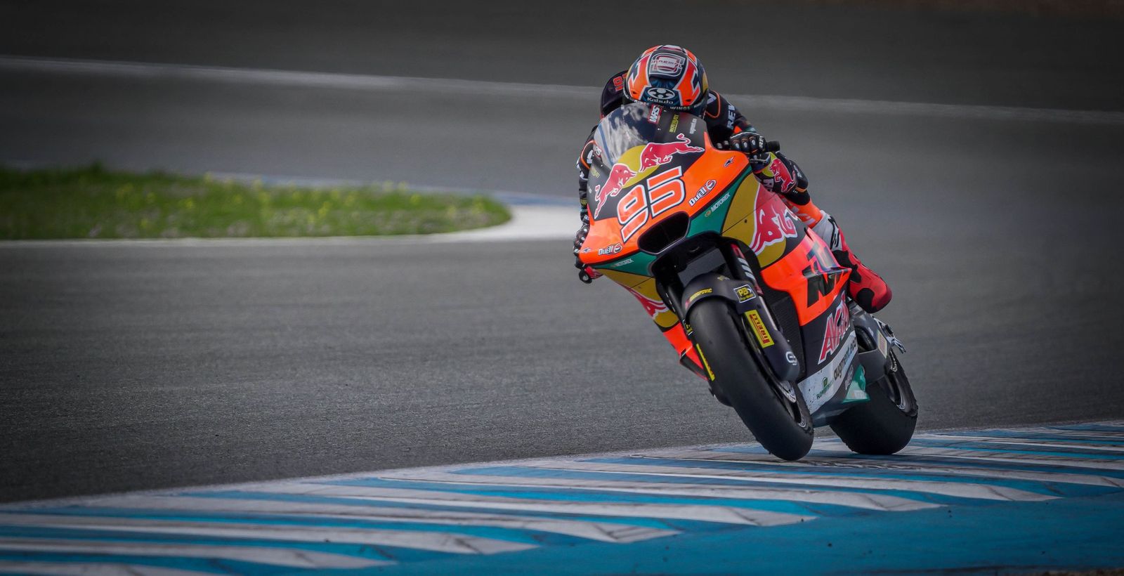 Imágenes de los Test de entrenamiento de Moto2 y Moto3 en el Circuito de Jerez