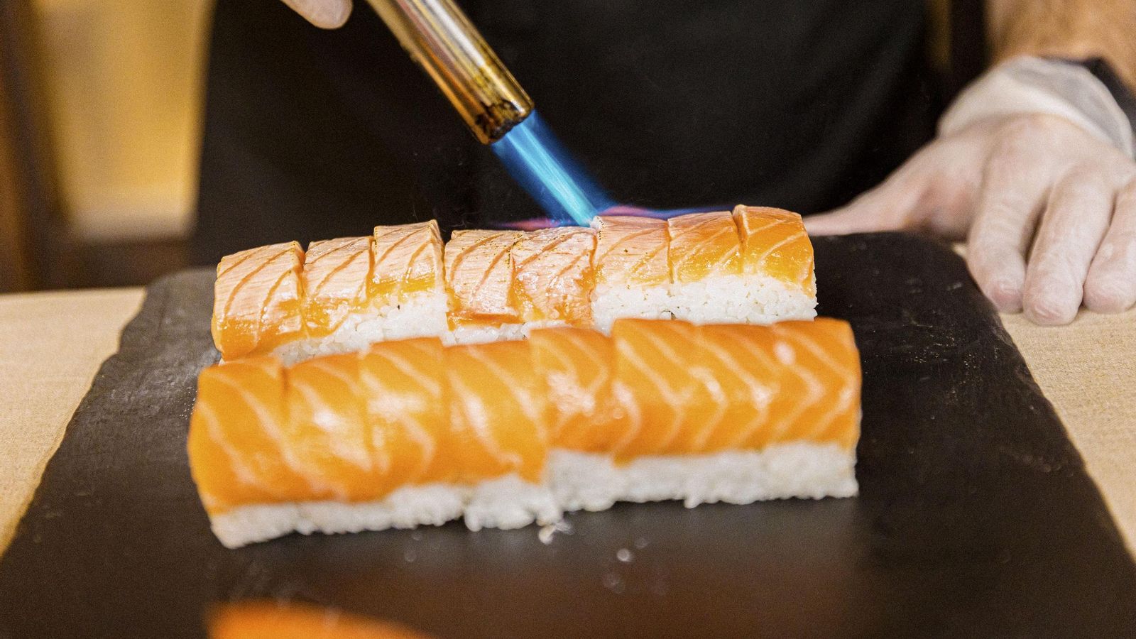 La velada contó con un sushibar en vivo que pudieron disfrutar los asistentes.