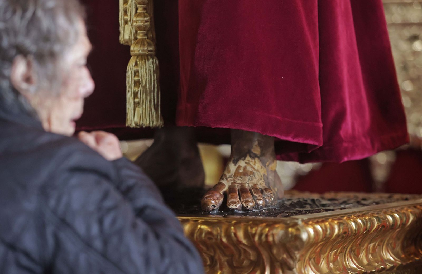 Fotos del Solemne Besapié a Nuestro Padre Jesús Cautivo de Medinaceli en Algeciras