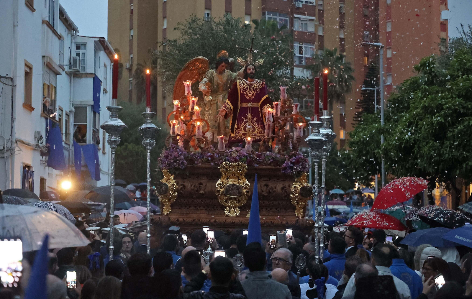 Fotos del Domingo de Ramos en Algeciras: La Borriquita y Oración en el Huerto
