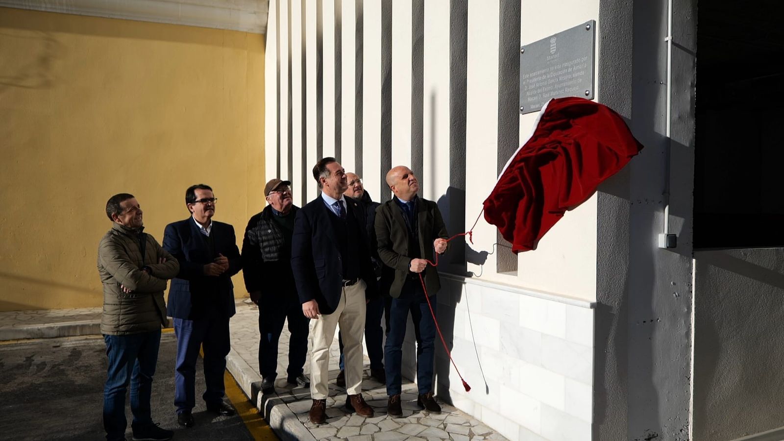 Inauguración del parking de Macael.