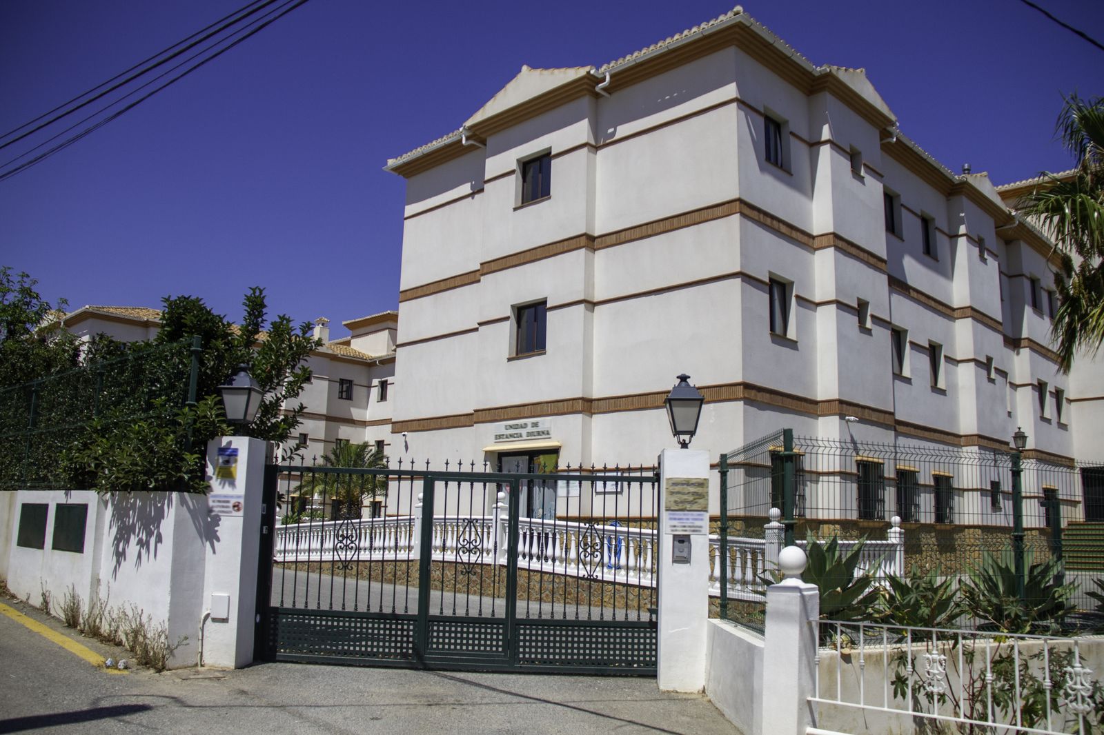 Reciben el alta hospitalaria tres de los afectados por el brote en la residencia de Castell de Ferro