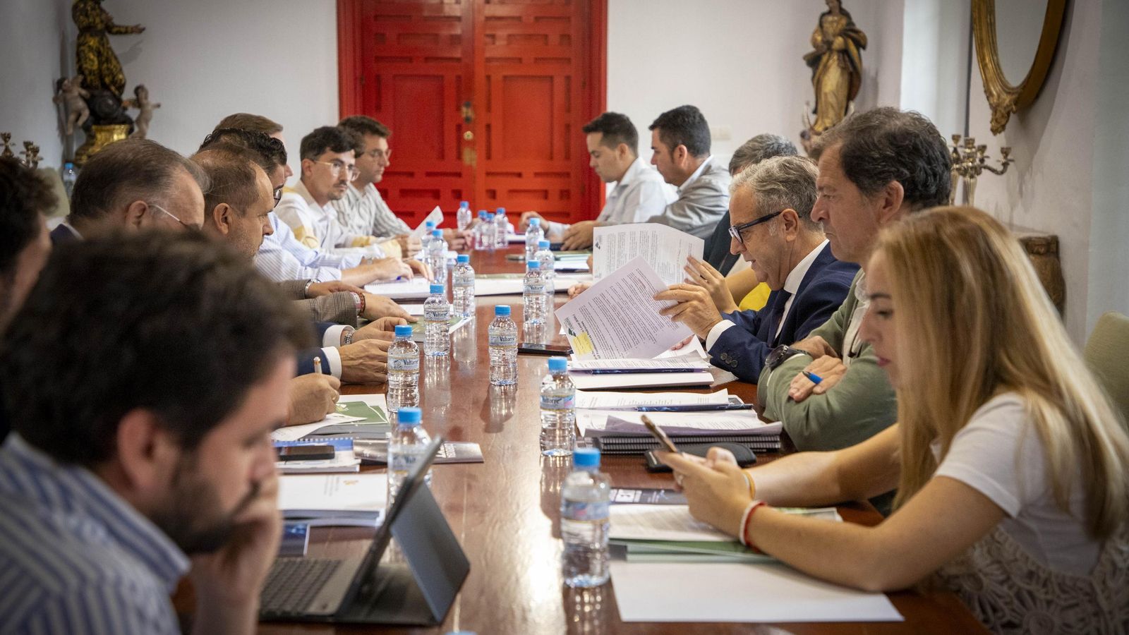 Salvador Fuentes, con los alcaldes de Los Pedroches.