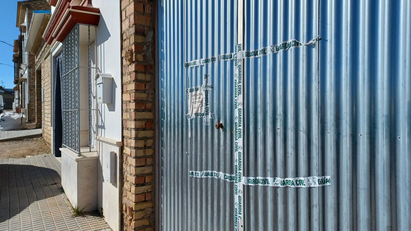 Garaje en el que se encontró el cuerpo.