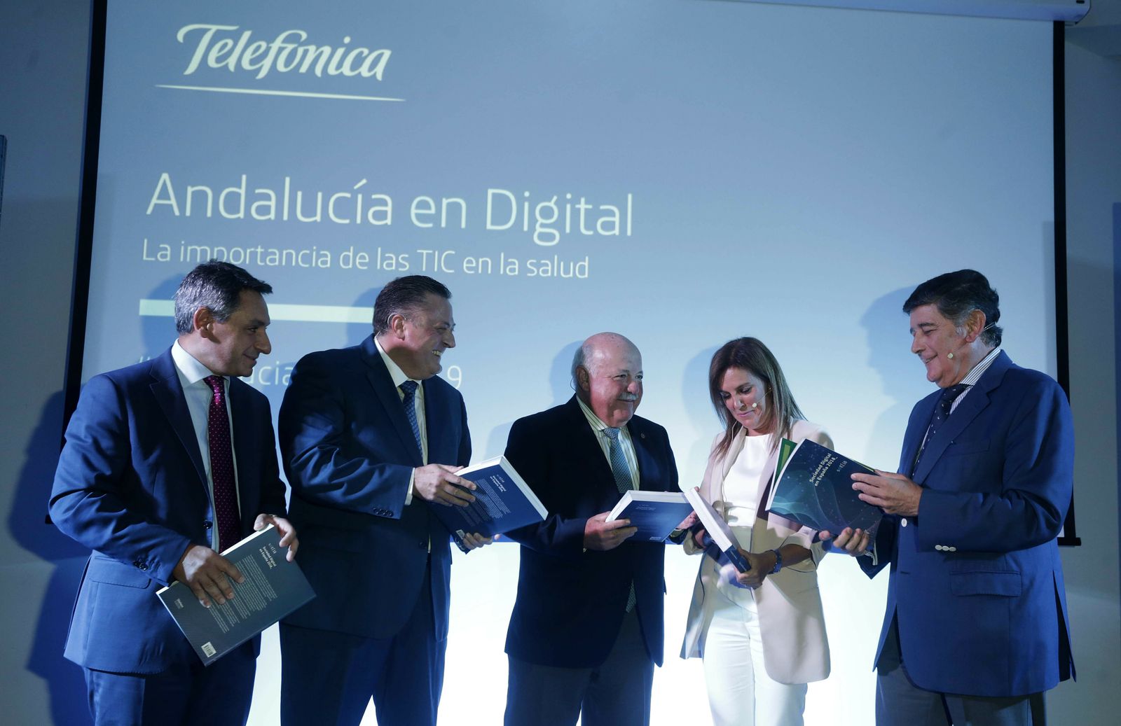 Antonio Bengoa, Jerónimo Vílchez, Jesús Aguirre, María Galera y Manuel Pérez, en el evento de Telefónica.