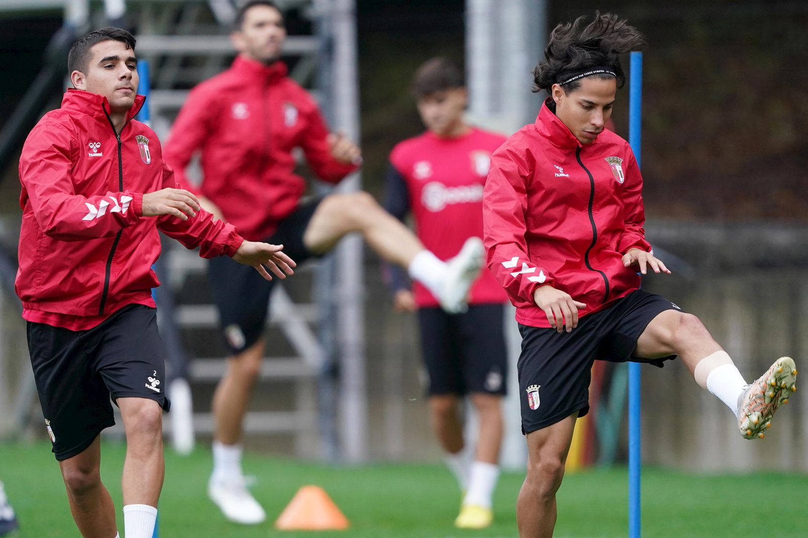Lainez, en un entrenamiento con el Sporting de Braga.