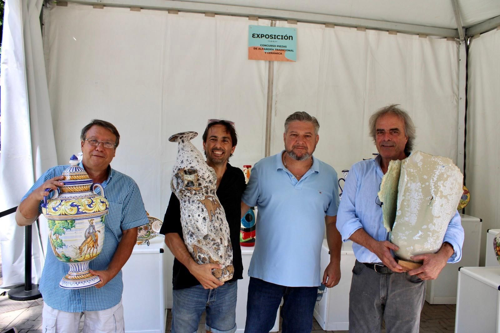 Obras ganadoras del concurso de alfarería de la Feria de Almería.