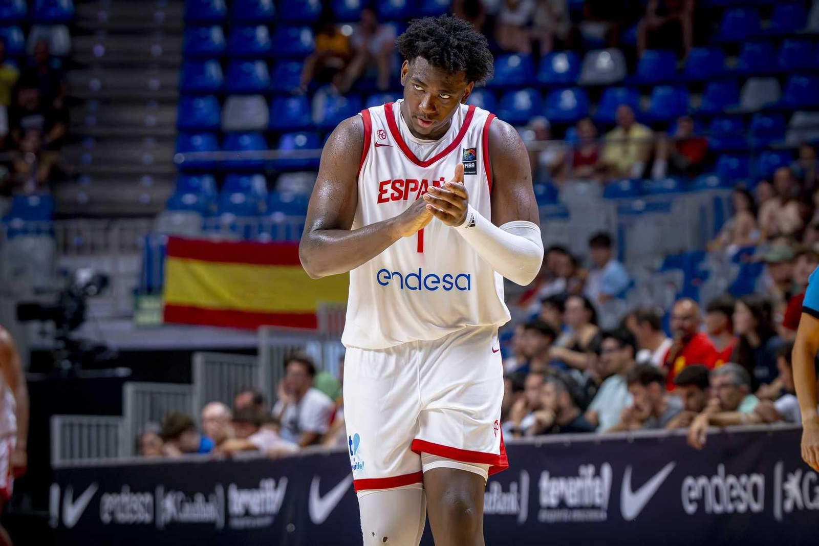 España B-República Checa, en fotos