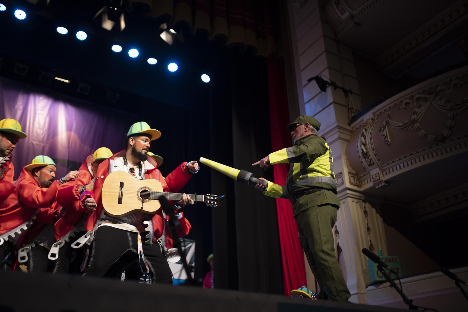 La última jornada de semifinales del Carnaval de Huelva, en imágenes