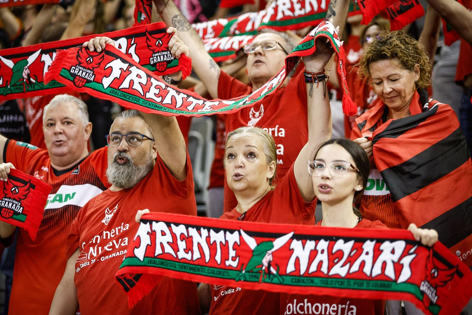 Las imágenes del partido entre el Covirán Granada y el UCAM Murcia