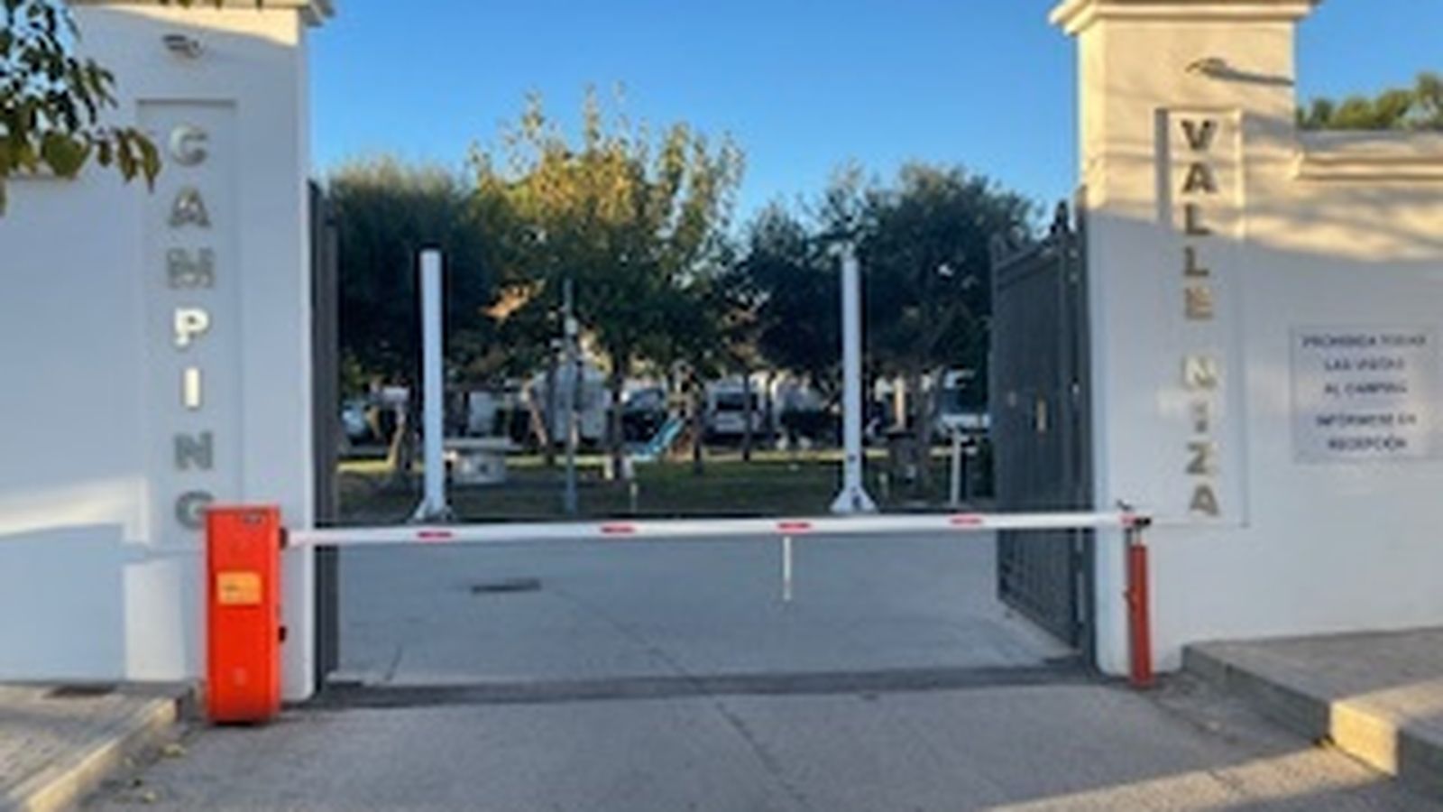 Entrada del Camping de Valle-Niza