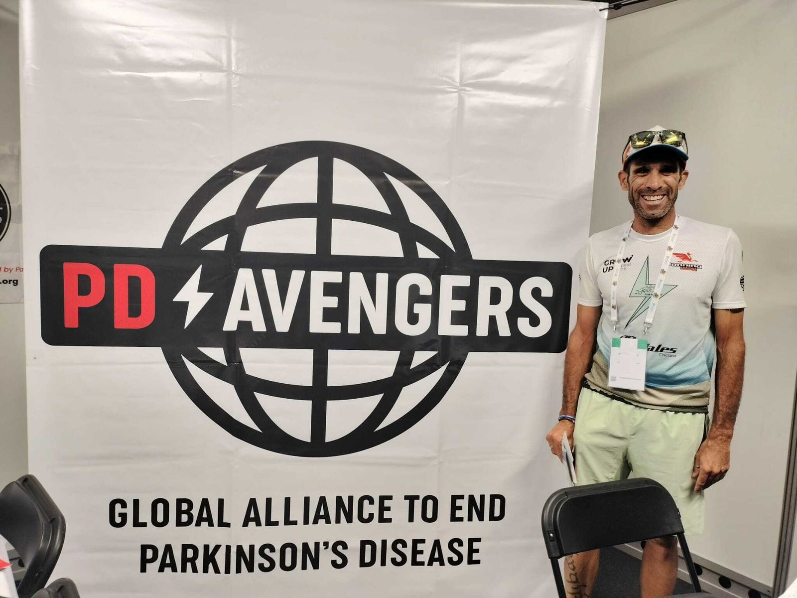 El chiclanero Alberto Estrada cada vez gana más seguidores en las redes sociales con su iniciativa.