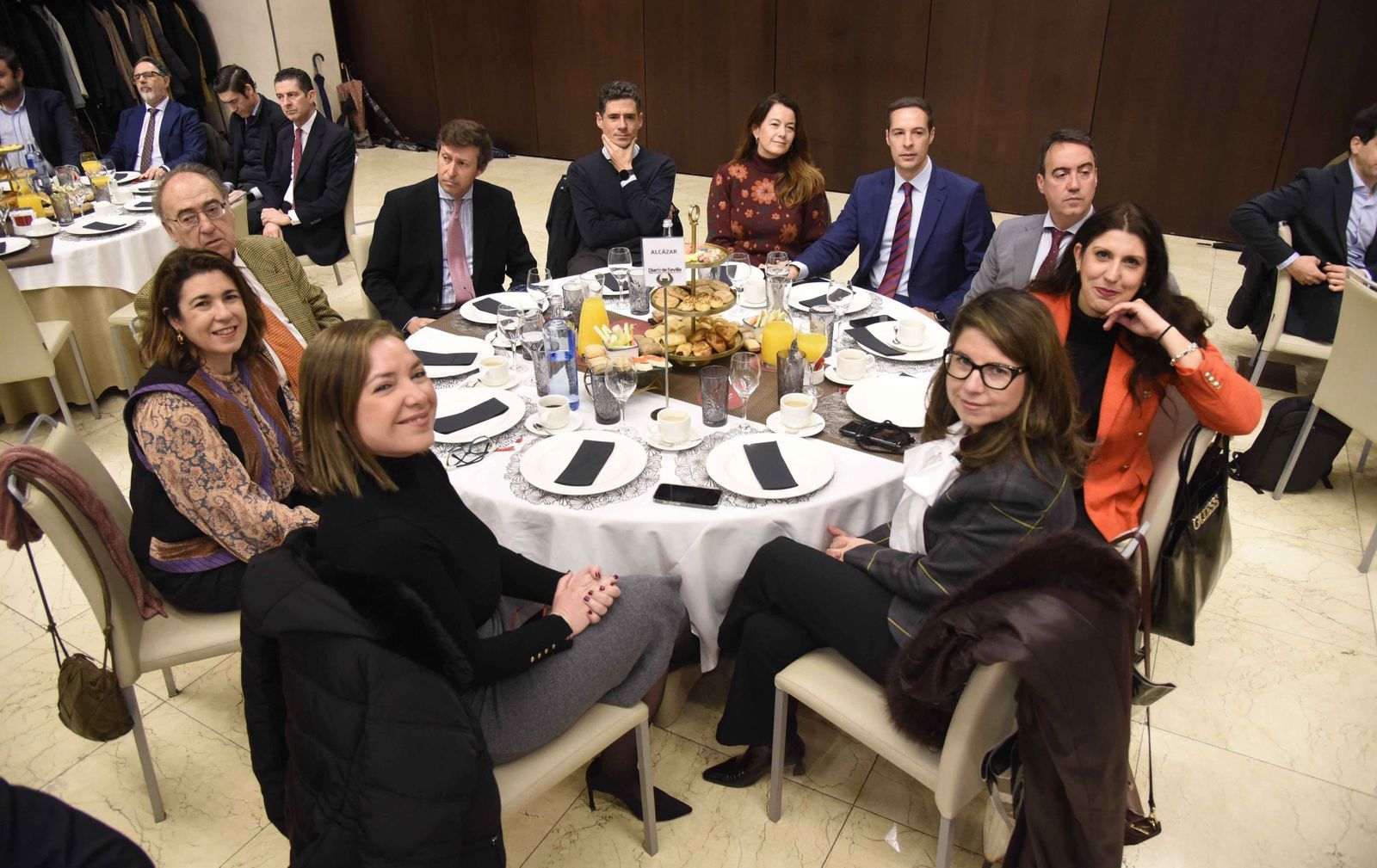 Esther Ramírez, Marian Lluch, Antonio Lluch, Luis Macarro, Francisco Blanca, Laura del Campo, Roberto Gómez, Sergio López, Cristina Moreno y Belén Torres