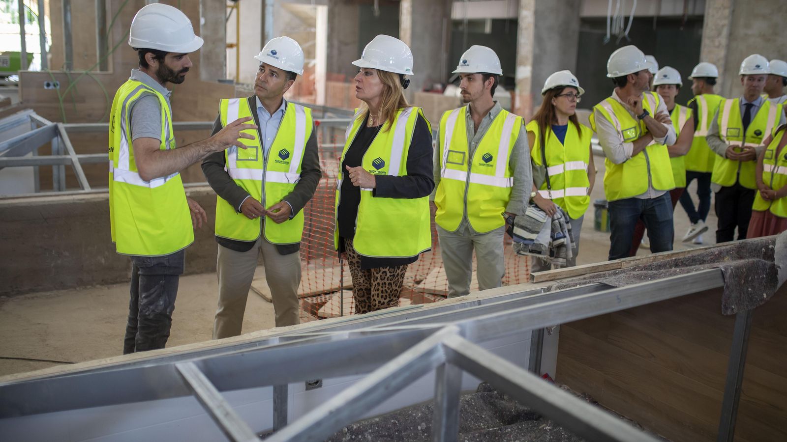 La alcaldesa de Huelva, Pilar Miranda, visita el estado de las obras en el Mercado de San Sebastián. La alcaldesa de Huelva, Pilar Miranda, visita el estado de las obras en el Mercado de San Sebastián.