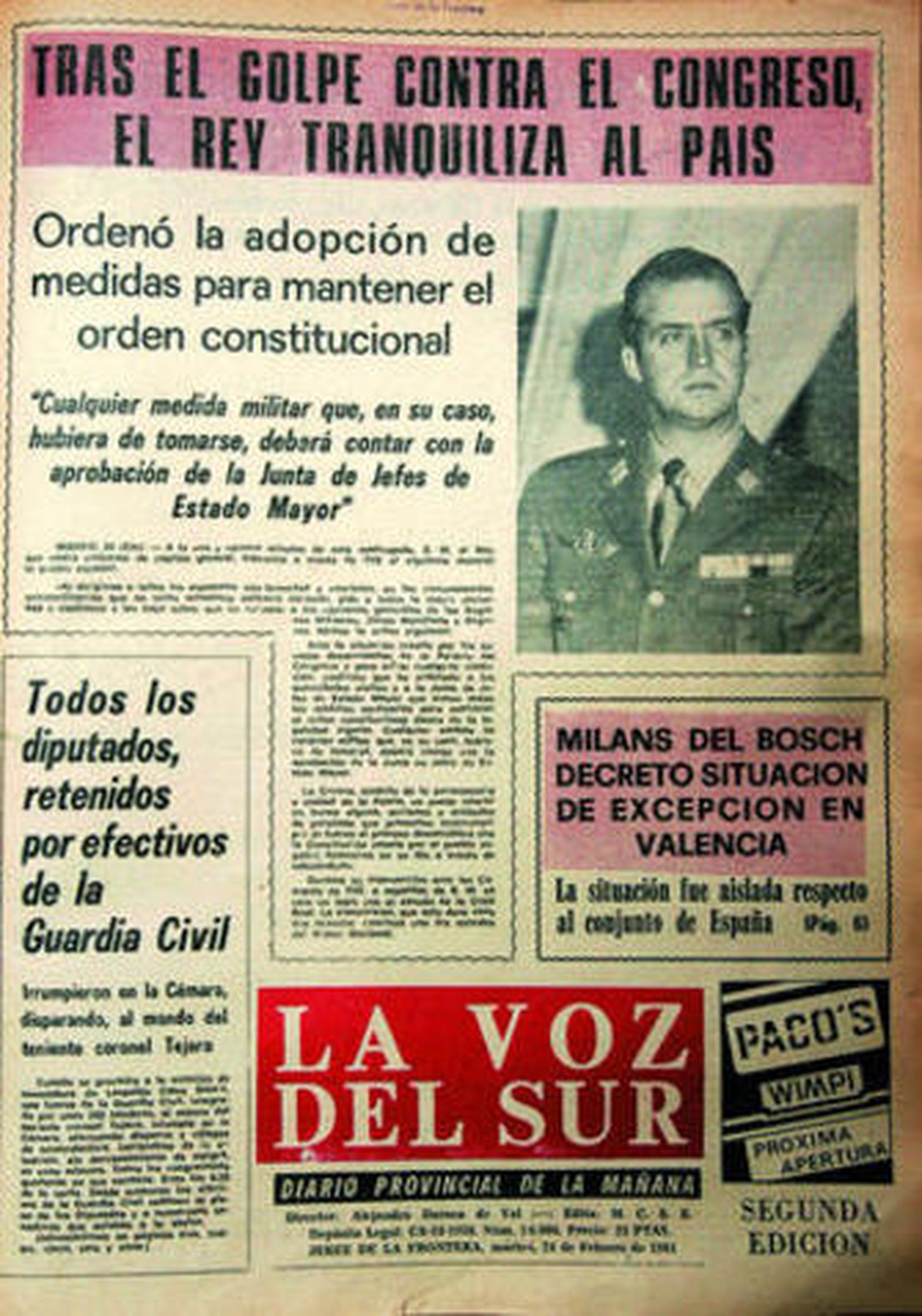 Portada de 'La voz del Sur' del 25 de febrero de 1981. A la izquierda,    la primera página del día 24. (Reproducción: MANUEL PASCUAL)