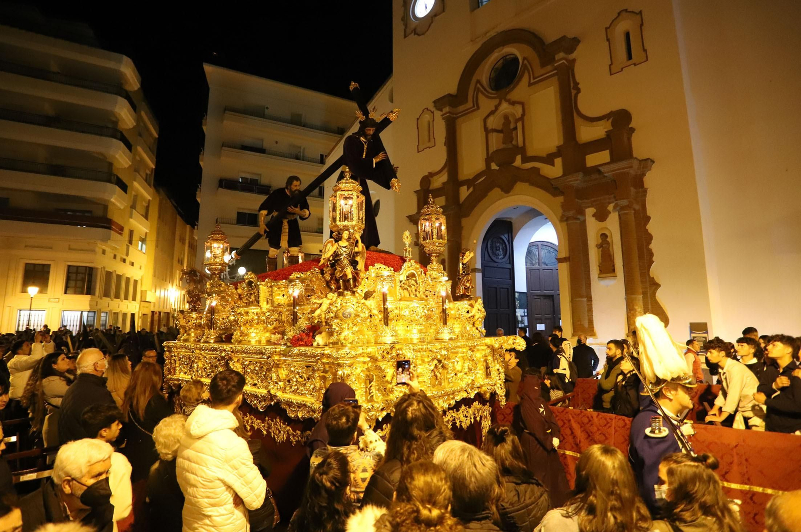 Imágenes del Nazareno en la madrugá de Huelva
