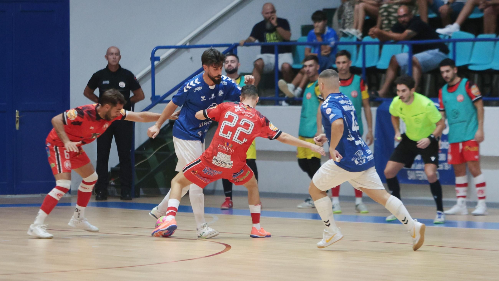 Xerez Toyota y Alchoyano disputaron un intenso partido que acabó en tablas.