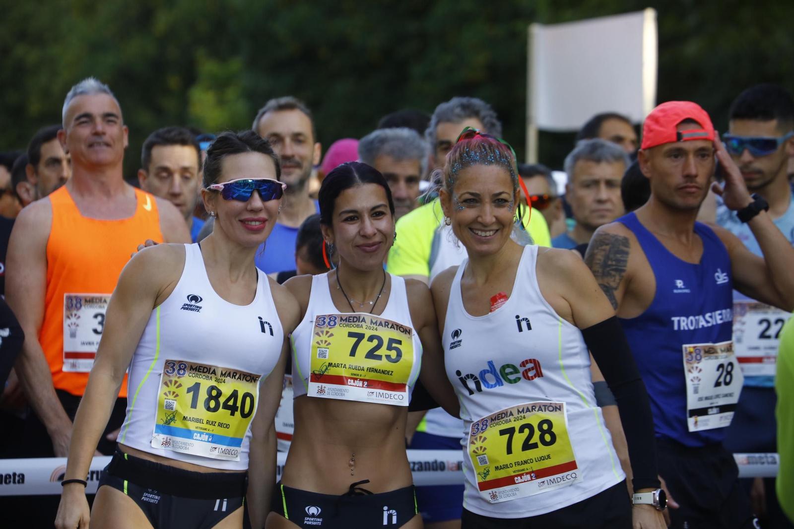 Las mejores fotos de la salida de la Media Maratón de Córdoba 2024