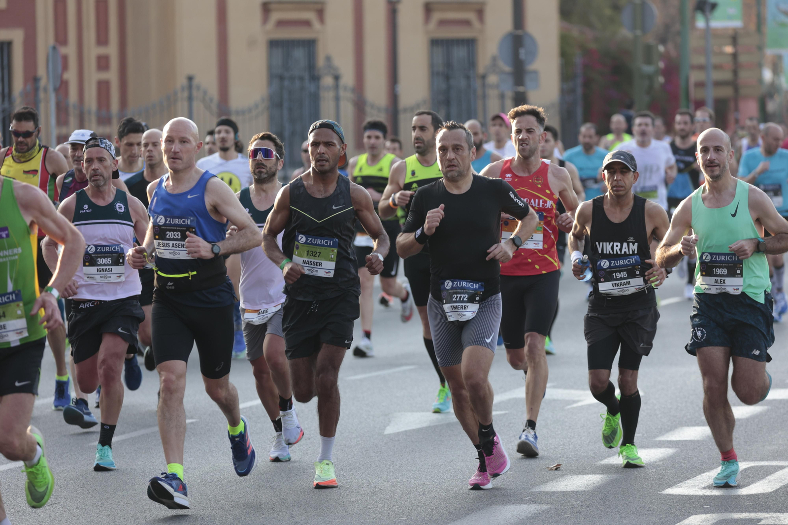 Las imágenes de la Maratón de Sevilla 2022 (8)