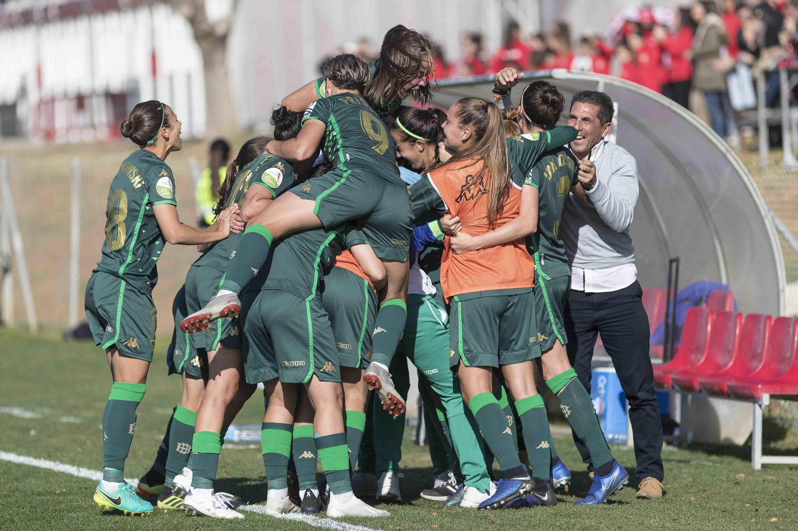 Las imágenes del derbi femenino Sevilla-Betis