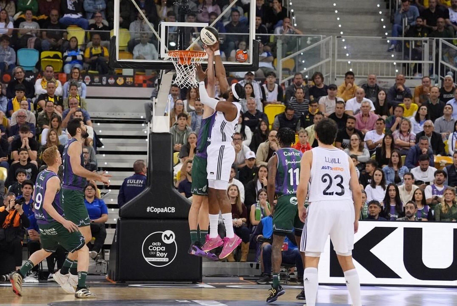 El Unicaja, campeón de Copa: Todas las imágenes del partido, la fiesta y la llegada a Málaga