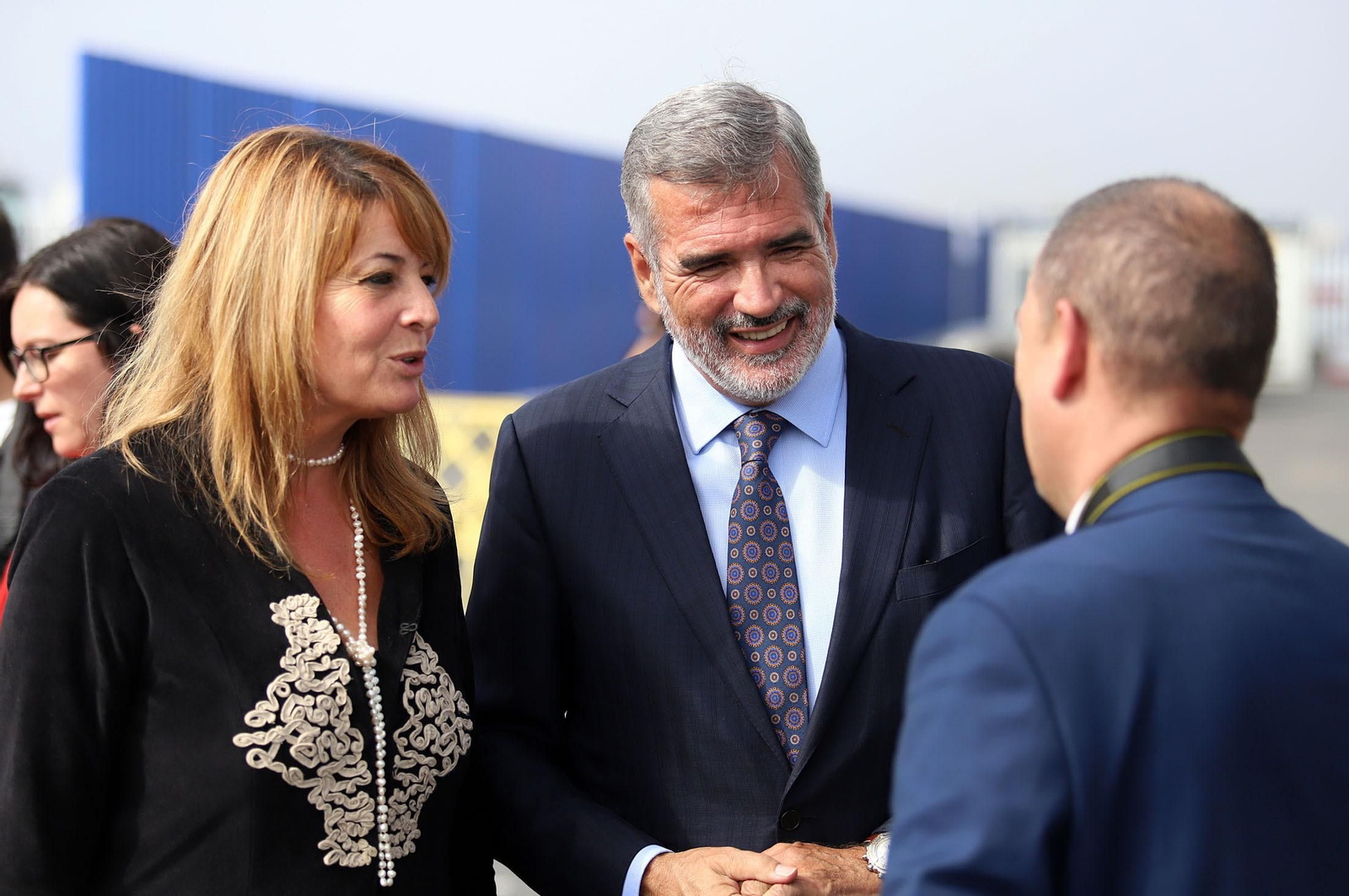 Imágenes de la llegada de un buque de Baleària al Puerto de Huelva