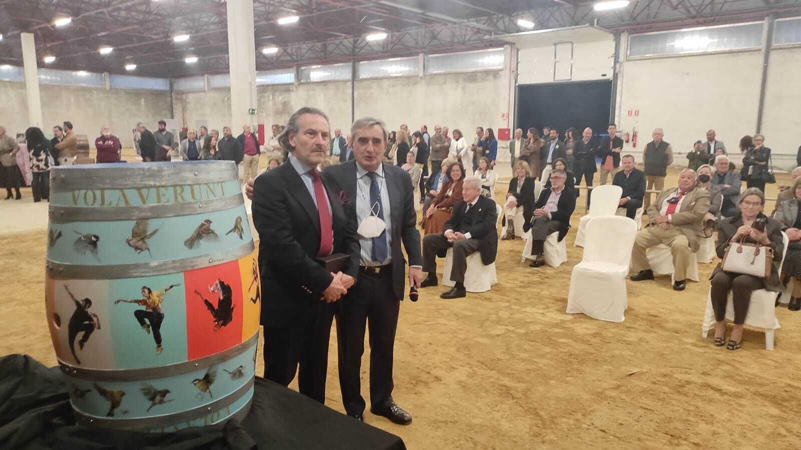 Pepe Molina, junto a Narciso Fernández, en el acto de presentación.