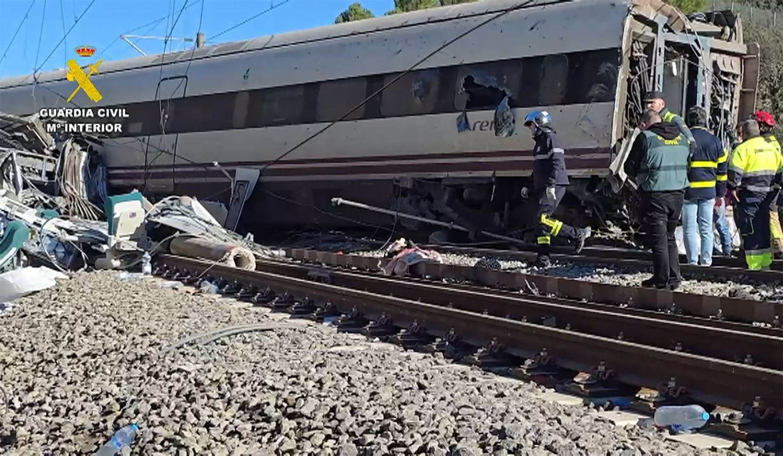 Estado en que quedó el tren Alvia de Renfe tras el accidente ferroviario en Adamuz (Córdoba)