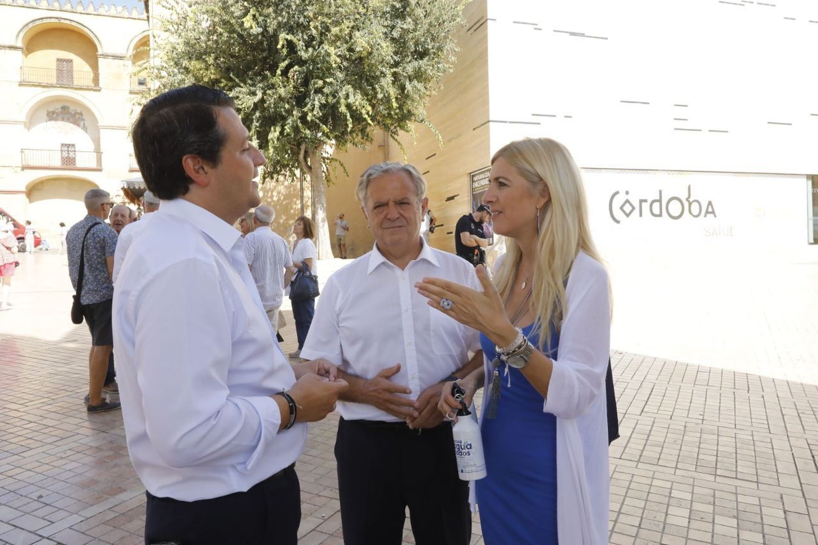 El alcalde de la ciudad, el presidente de la Diputación y la delegada de Casco Histórico.