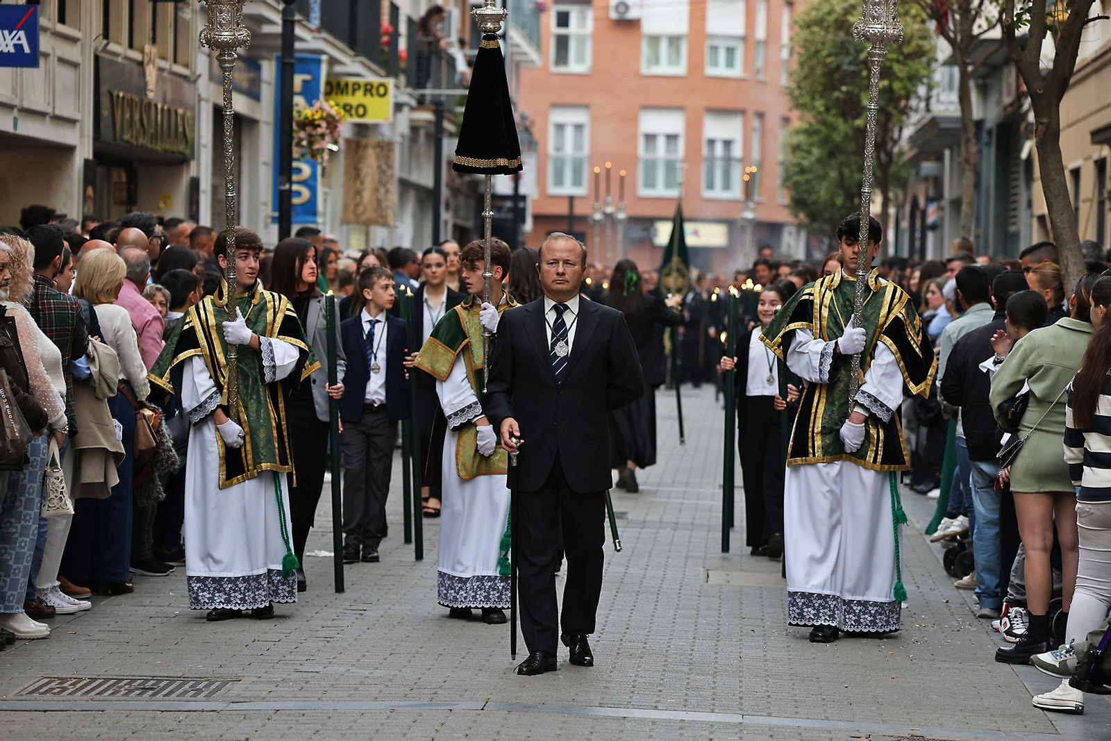 Las mejores imágenes del Sábado de Pasión en Huelva: La Legión con el Cristo de la Vera+Cruz