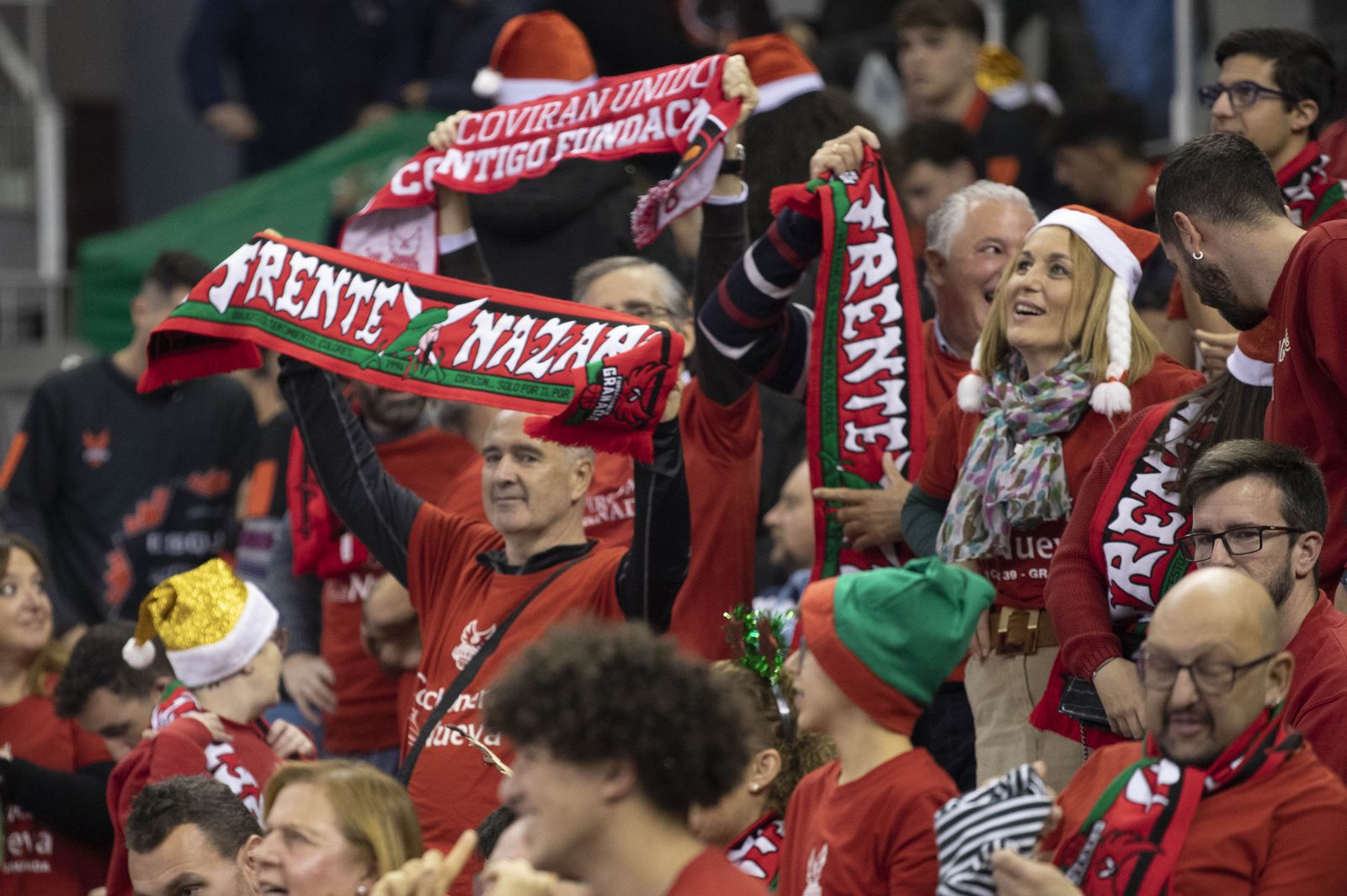 Encuéntrate en las gradas del Palacio de Deportes