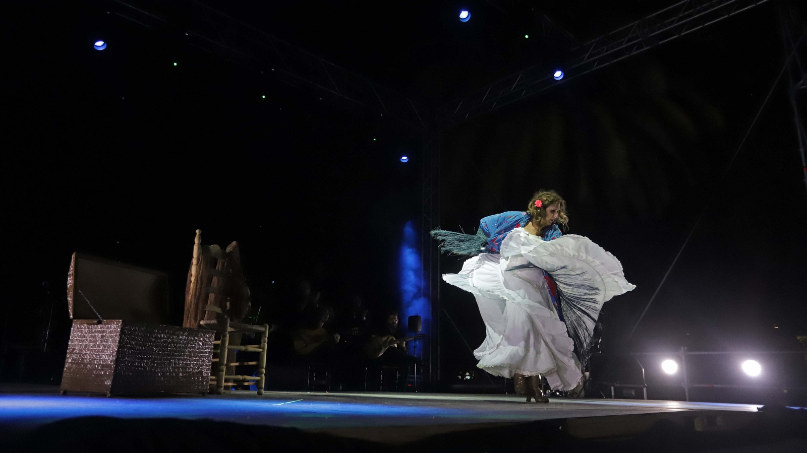 Fotos del espectáculo de José Manuel León y Mónika Bellido en Algeciras