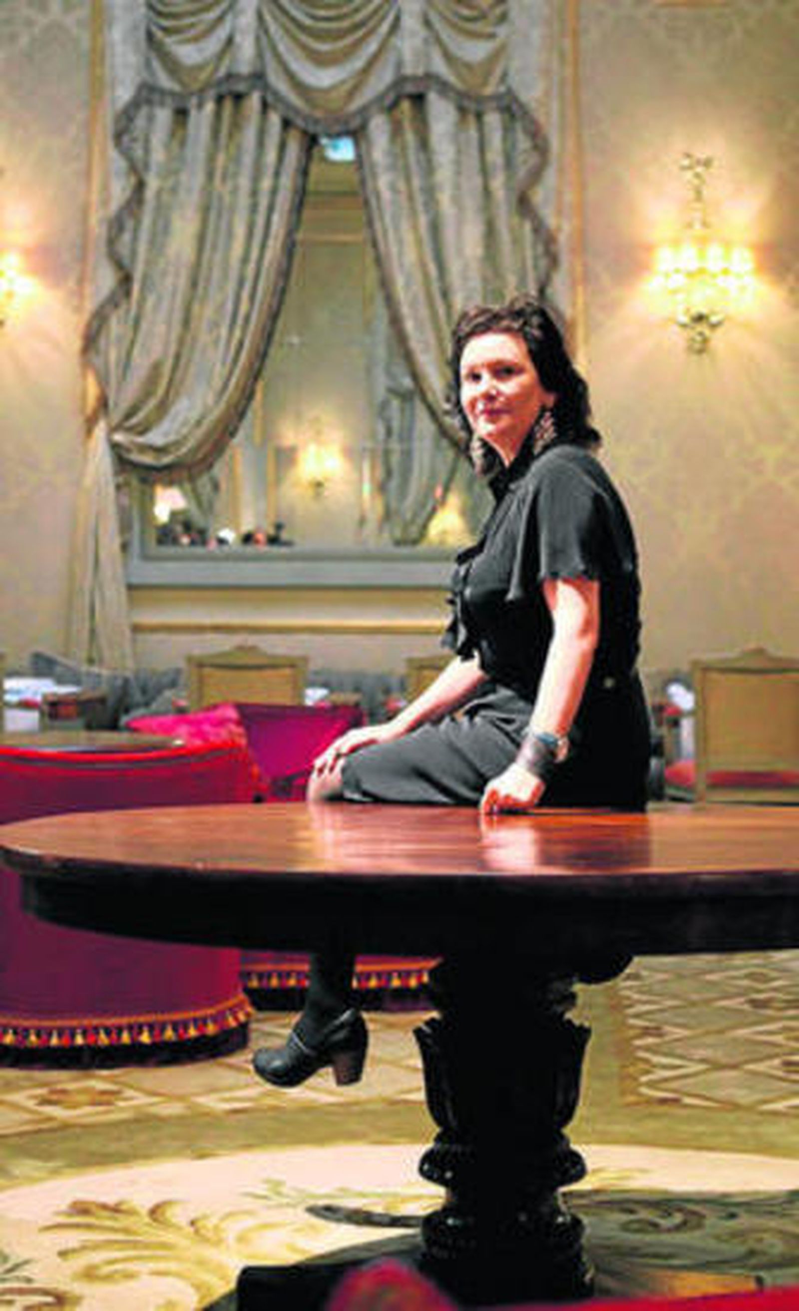 Clara Sánchez denuncia la impunidad con la que viven los nazis en España