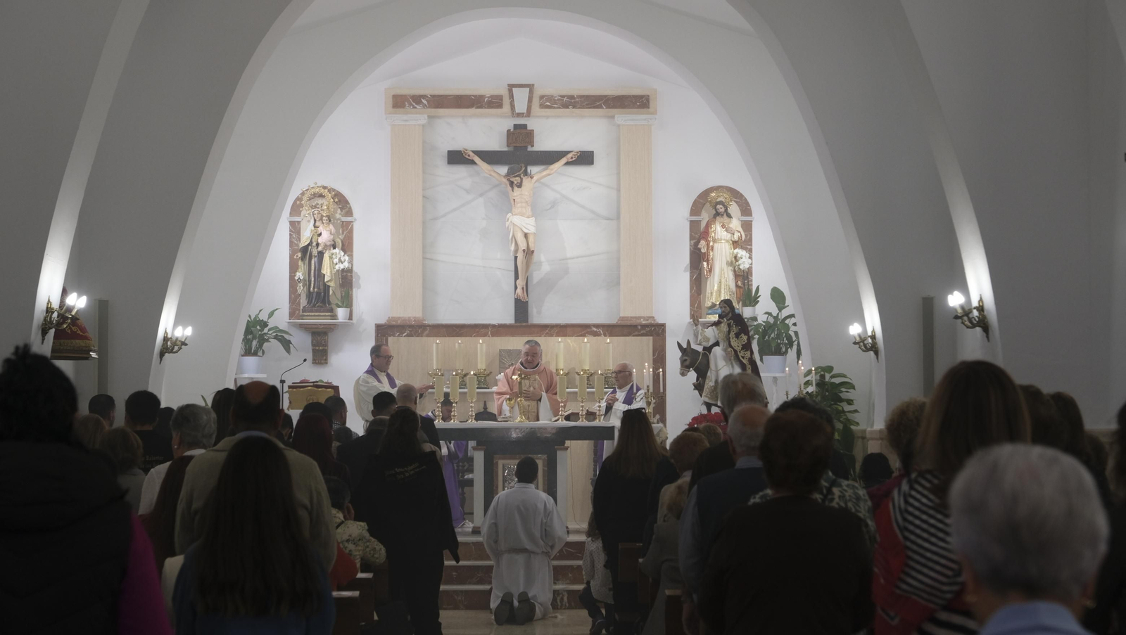 Imágenes de la bendición de la Borriquita de El Alquián, por el Obispo de Almería