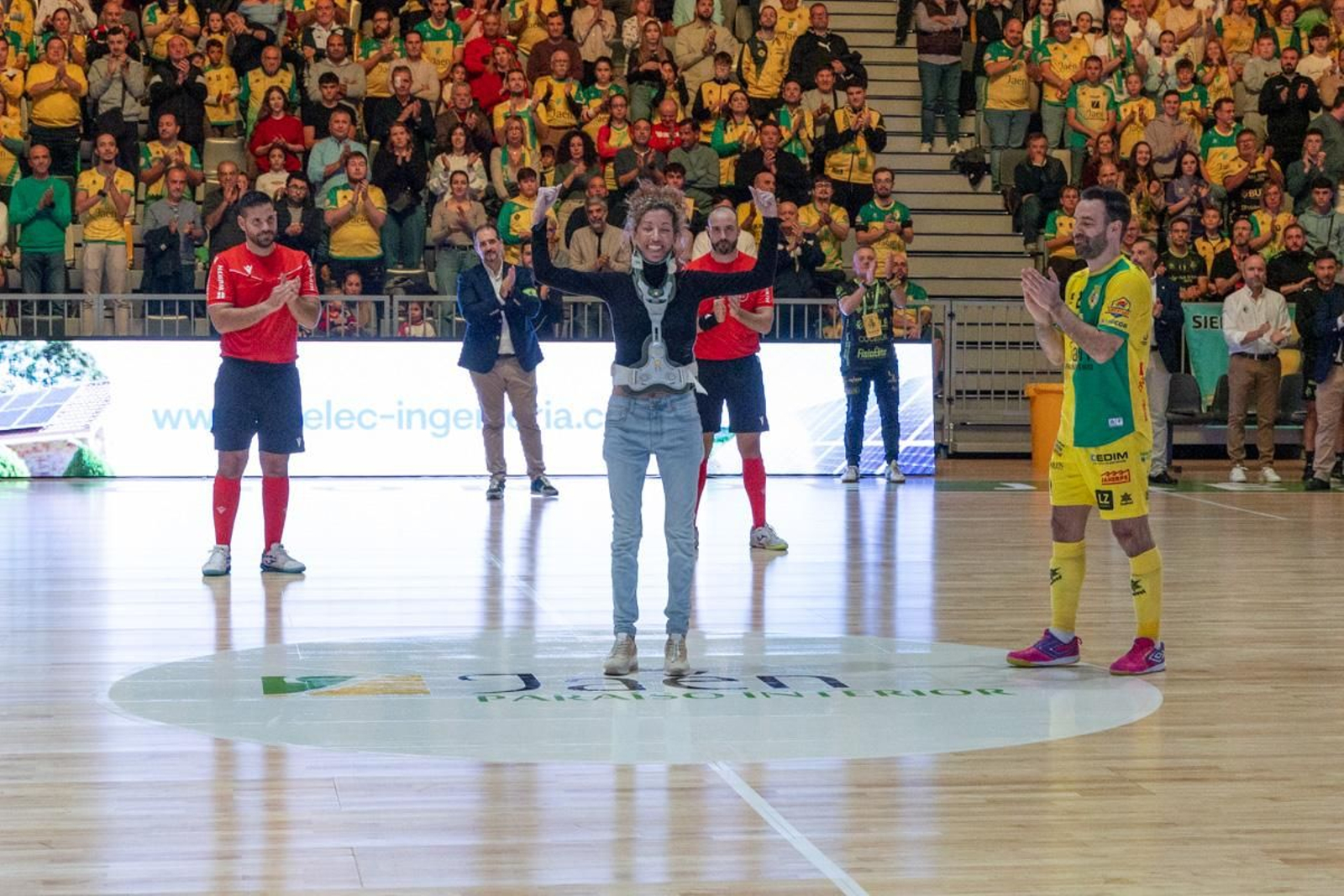 La goleada del Jaén Paraíso Interior FS ante el Viña Albali Valdepeñas, en imágenes