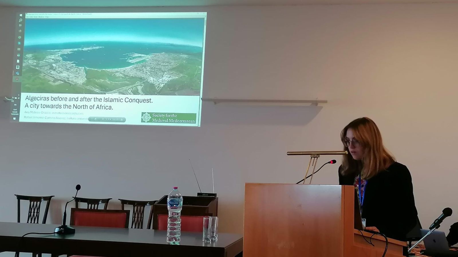 Ana Mateos-Orozco habla sobre Algeciras en un congreso celebrado en Roma.