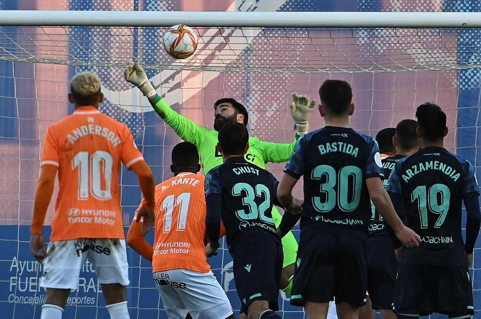 Las imágenes del Fuenlabrada-Cádiz de Copa del Rey