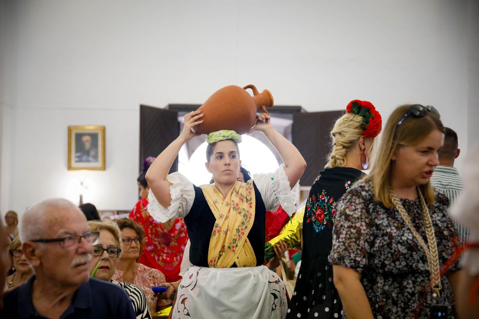 La Subida del Agua de las fiestas de Mojácar, en imágenes