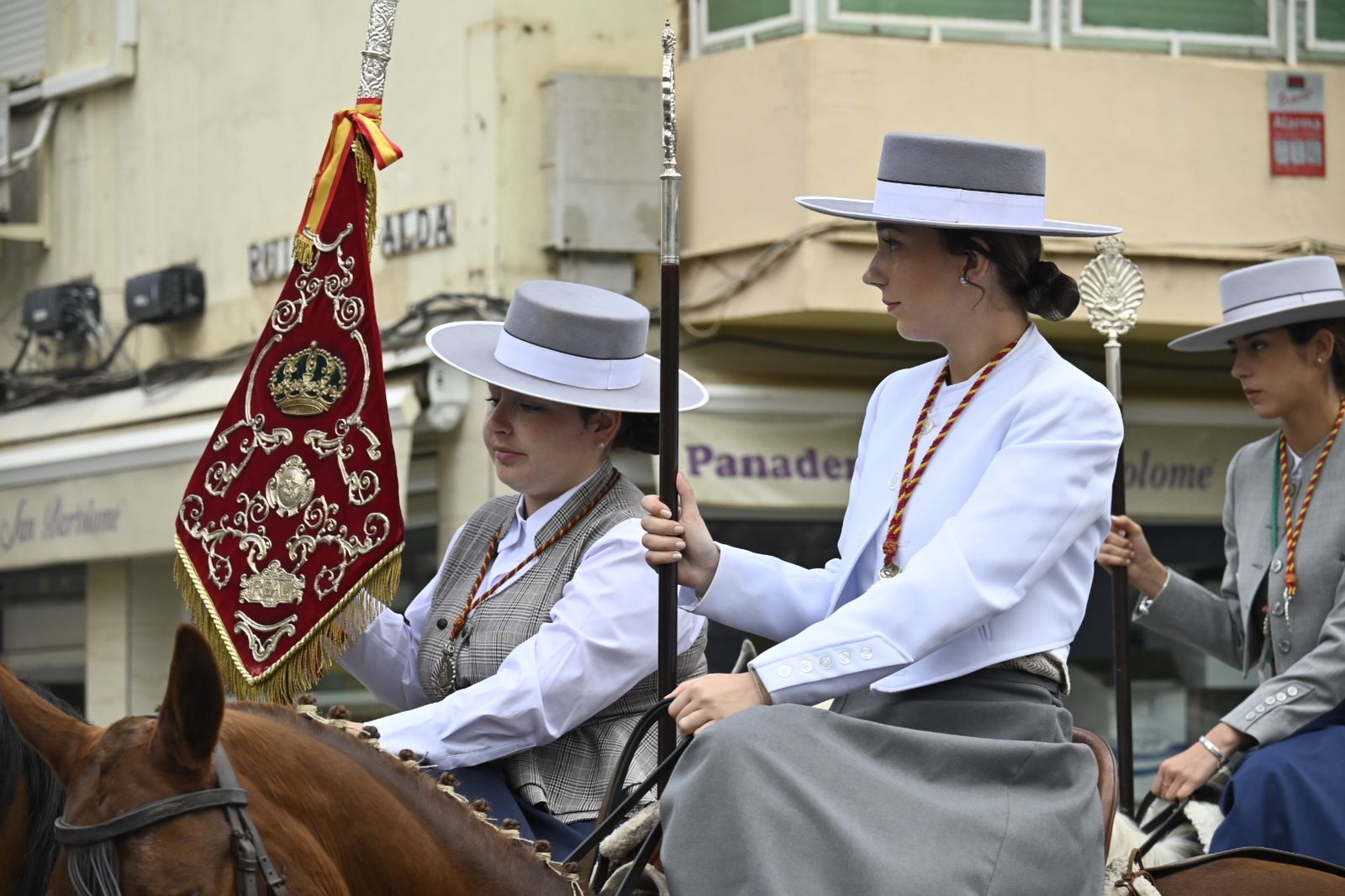 El Rocío 2023: Imágenes de los peregrinos de la Hermandad de Emigrantes