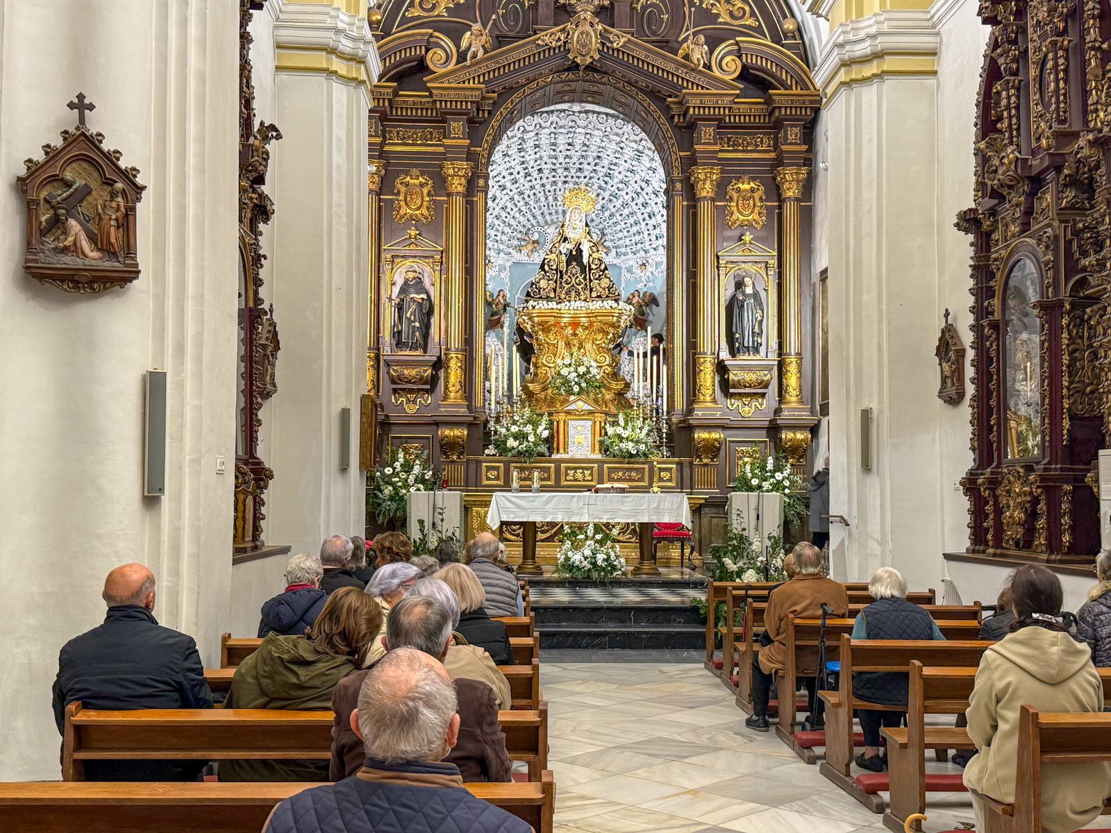 Las mejores fotos de la presentación de los niños a la Virgen de los Dolores de Córdoba