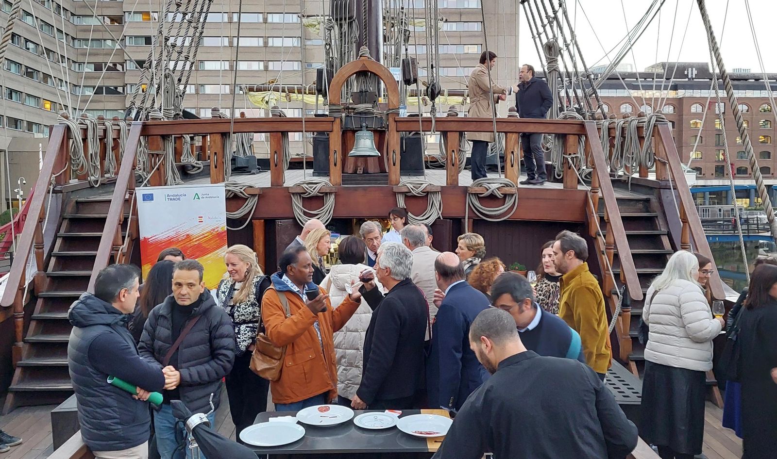 Un momento del 'showroom' celebrado a bordo del Galeón Andalucía en Londres.