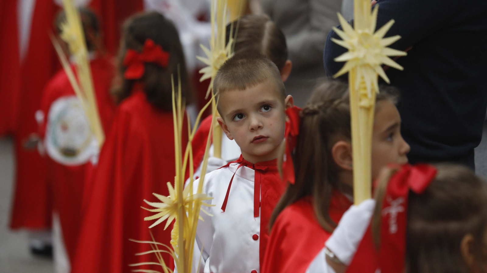 Fotos del Domingo de Ramos en La Línea: La Borriquita y Flagelación
