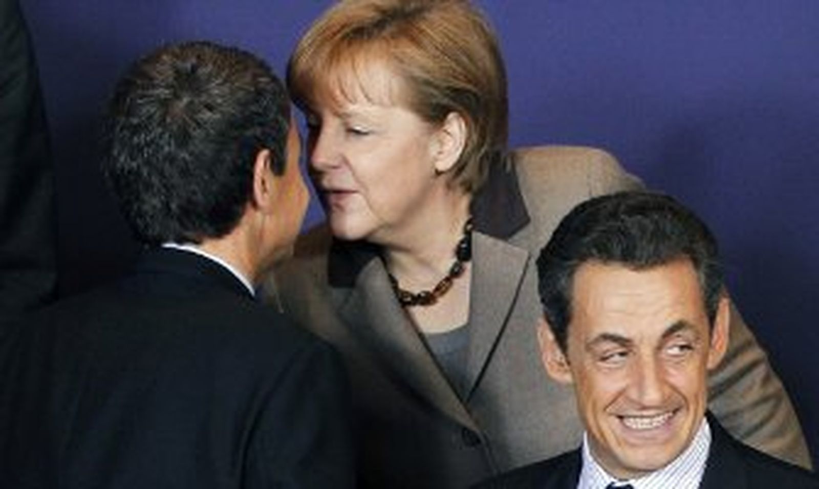 Zapatero anuncia nuevas reformas para cumplir el pacto de competitividad europeo