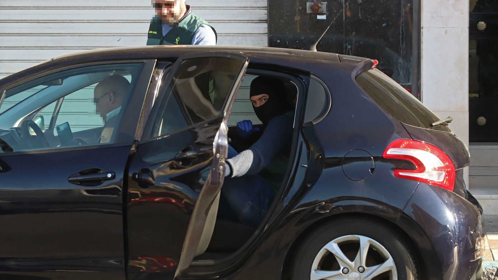 Fotos de los registros de la Guardia Civil en La Línea