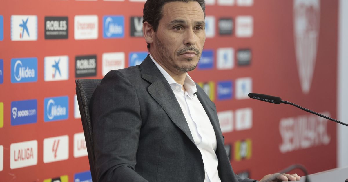 Del Nido Carrasco con confianza: "El Sevilla va a volver, pero tiene que pasar un proceso de transición"